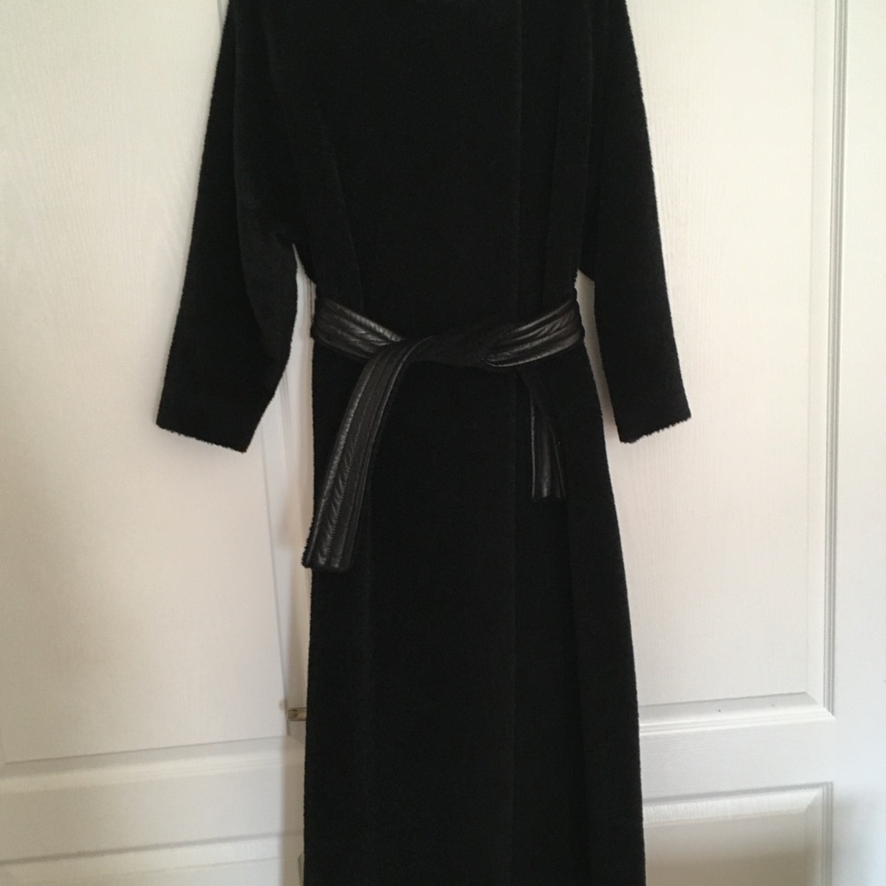 MaxMara Black Long Sleeve Coat with Belt